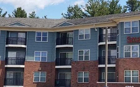 Smart Suites On The Hill South Burlington Bagian luar foto