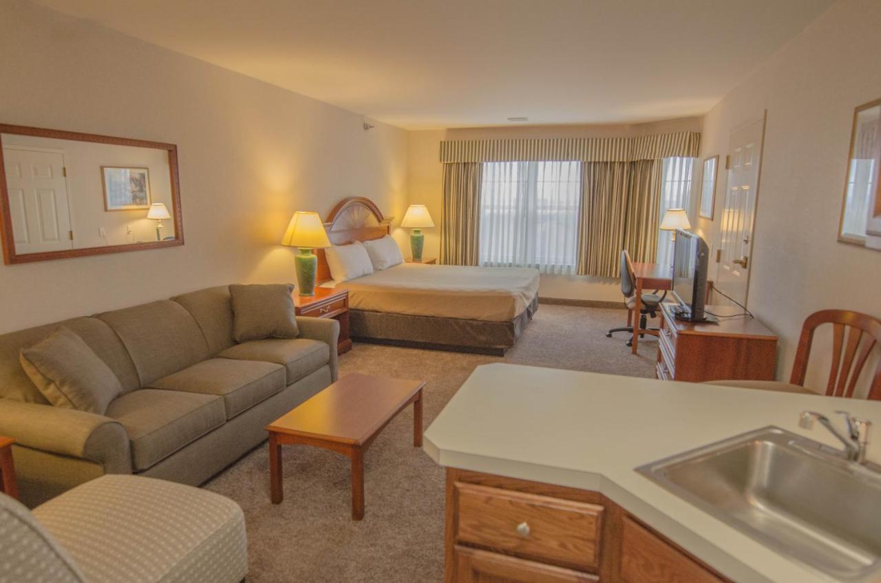 Smart Suites On The Hill South Burlington Bagian luar foto
